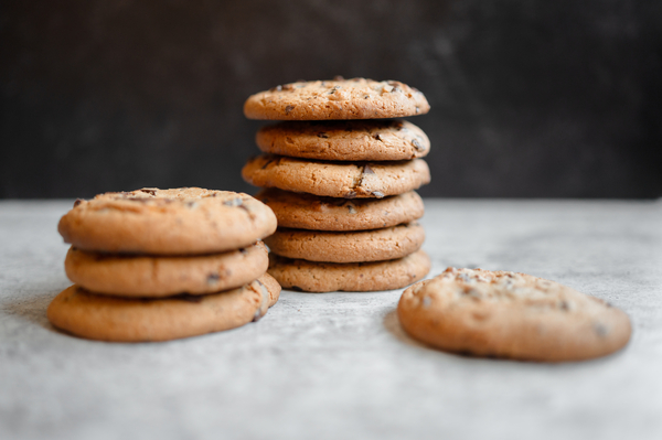 Fresh Baked Chocolate Chip Cookie Tray (24 Count)